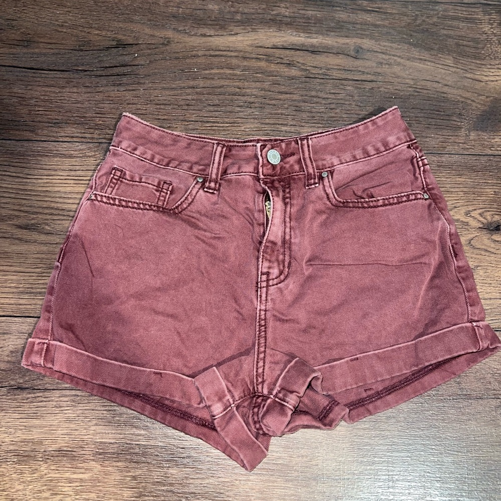 size 25 berry colored pacsun mom shorts